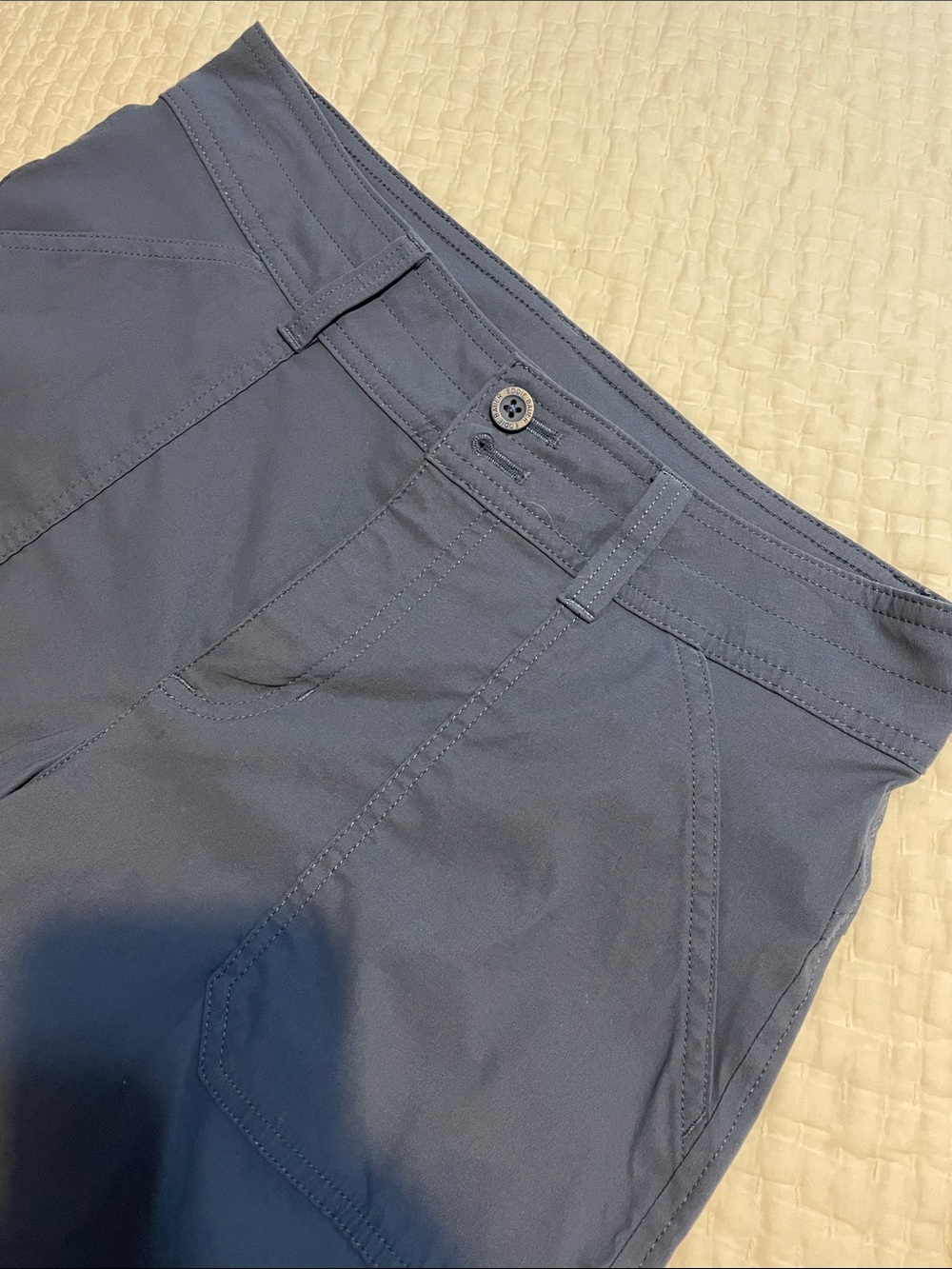 Eddie Bauer Blue Roll-Cuff Utility Bermuda Shorts - Size 6 - Picture 3 of 5
